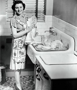 vintage-housewife-dishes-1