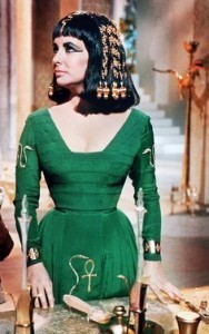 Elizabeth-Taylor-Cleopatra32