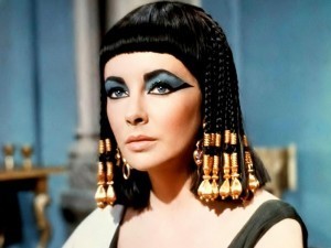 Elizabeth-Taylor-Cleopatra2
