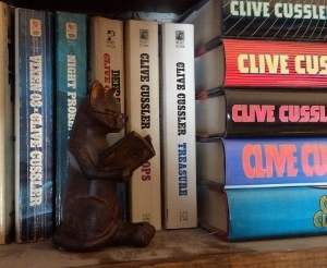 cusslercat (300x246)