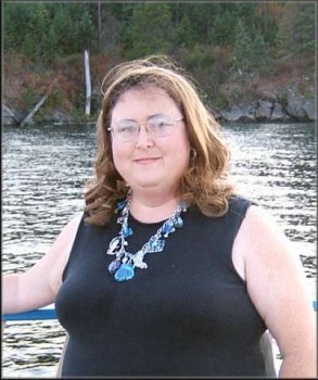 Wendy Van Camp Headshot