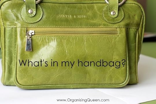What's in my handbag? | www.organisingqueen.com