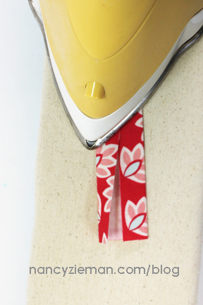 Sew Mini Fabric Sacks/Fabric Scraps/Nancy Zieman