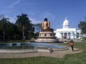 Free walking tour of Colombo - Town Hall