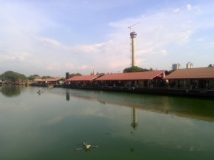 Free walking tour of Colombo - Pettah Floating Market