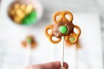 Shamrock-Pretzel-Pop-10