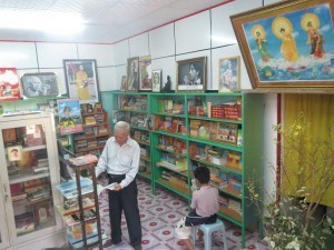 Những độc giả đầu tiên của Thư viện.