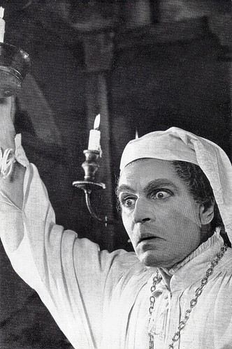 Laurence Olivier as Malvolio