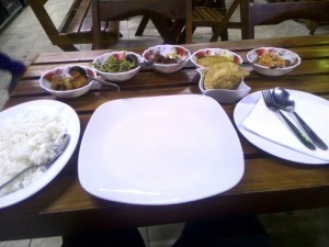 Getting to Anuradhapura Ancient City - Rice Curry