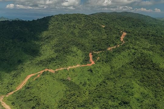 A dirt cuts through the rugged mountains of Vanua Levu. Geologists believe that Fiji's main island was formed by disparate islands coming together as a result of uplift, which explains in part the mountainous topography.Photo: Jürgen Freund
