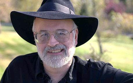 TERRY-PRATCHETT-46_1000240c