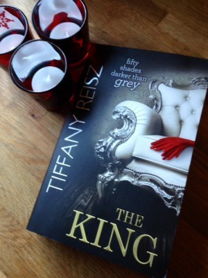 Tiffany Reisz. The King. Jag är så jäkla fast.