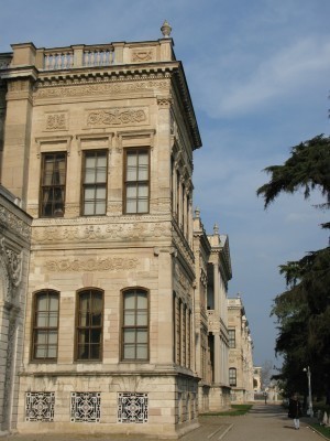DolmabahçePalaceSide3
