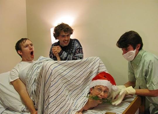  photo awkward-christmas-photos-.1_zpscwtjdtgw.jpg