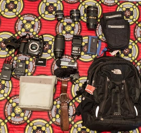 journalists-carry-gear-bag1