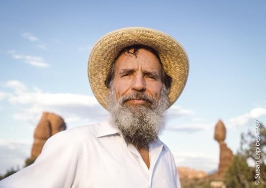 The original Lapides photo of Abbey. All rights belong to Susan Lapides.