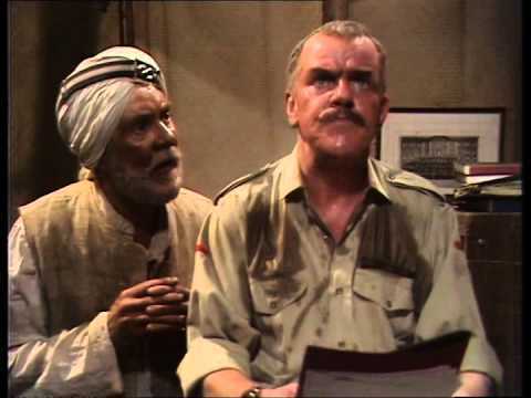 M2xnaW83ZmJWOVUx_o_it-aint-half-hot-mum-s1e2---my-lovely-boy