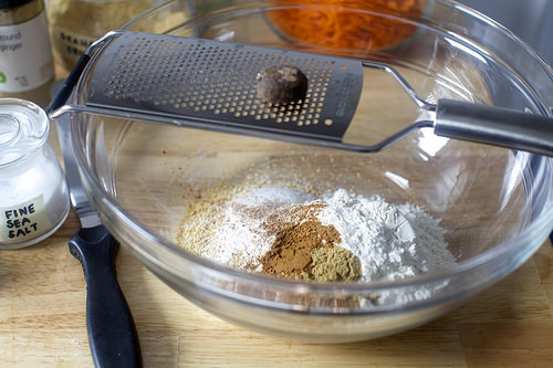 flour, grahams, spices