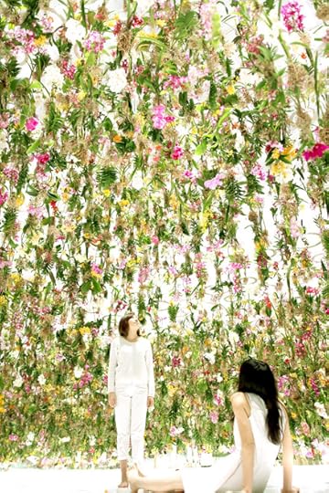Floating Flower Garden, by teamLab (2015)
