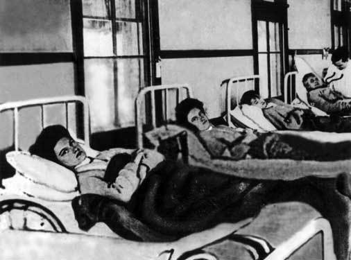 Mary Mallon in hospital. The New York American magazine, June 1909. Public Domain via Wikimedia Commons.