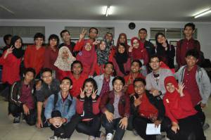 Beswan Djalang 29 berfoto bersama seusai Welcome Party.