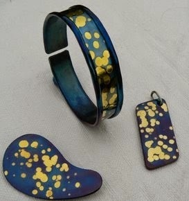 https://sites.google.com/site/steelbluejewellery/randomrange