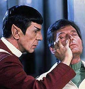 star-trek-ii-wrath-khan-spock-mccoy-katra-meld