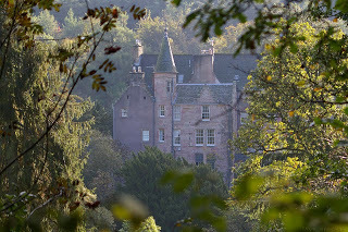 roslin_glen_0610o_hawthornden_castle.jpg (1280×851)