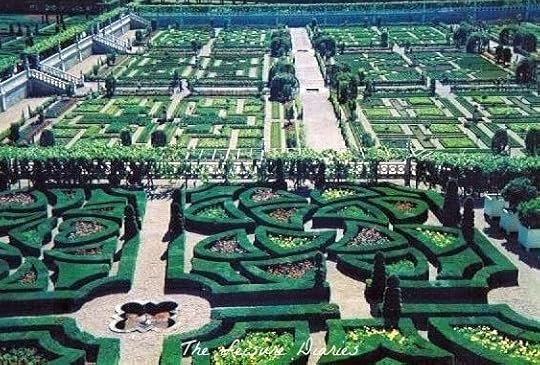 Theses are the gardens of the Château de Chenonceau