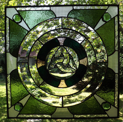Foil-wrap construction, the panel measures 20.25