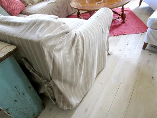 slipcover corner