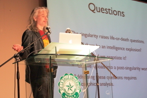 David_Chalmers,_delivering_a_talk_at_De_La_Salle_University-Manila,_March_27,_2012.jpg