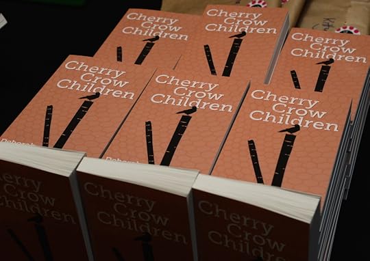 launch_cherrycrowchildren01