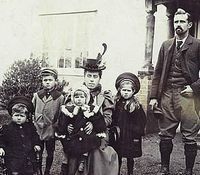 VictorianFamily