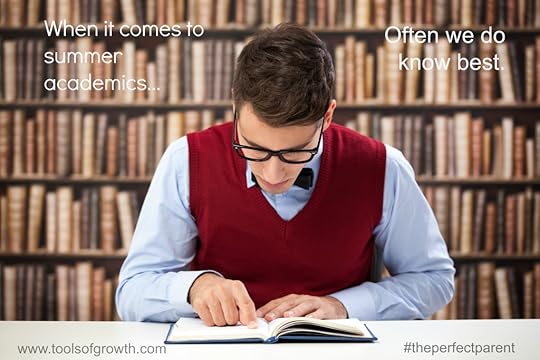 learning in library, focused student reading book