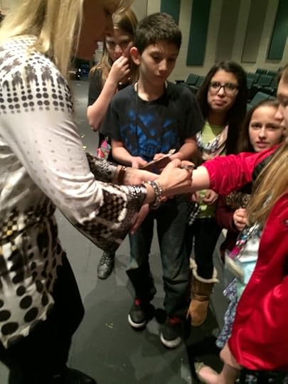 Signing arms and bookmarks