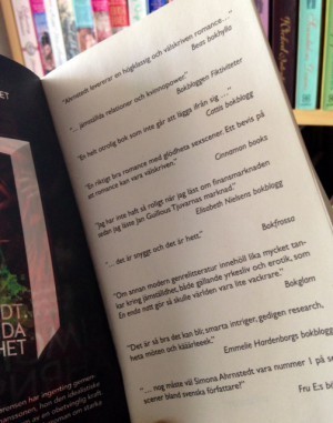 Flera bokbloggar är citerade ... Nån som ser sig själv?