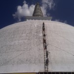 Best Things to Do in Sri Lanka - Anuradhapura Ancient Town - Ruwan Well - Sri Lanka Safety