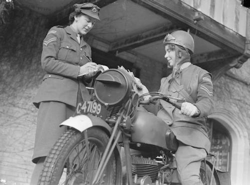 At_An_ATS_Motor_Transport_Company_Training_Centre,_Camberley,_Surrey,_1941_D5721.jpg
