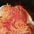 Spaghetti z sosem pomidorowym