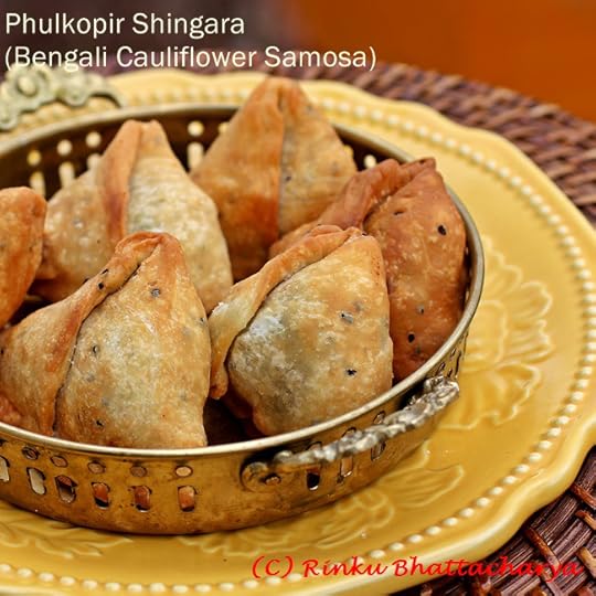 Phulkopir Shingara - Bengali Samosas