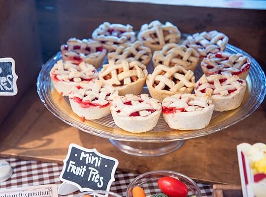 Author Robin King, By Robin King