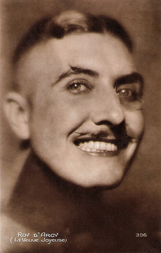Roy d'Arcy in The Merry Widow (1925)