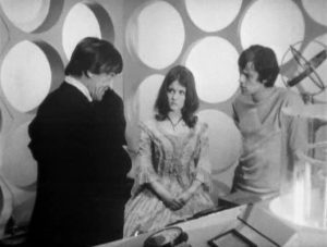 Victoria_in_Tomb_of_the_Cybermen