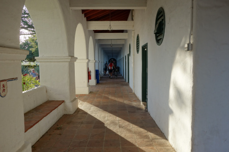 Hacienda lodge gives riders a respite.