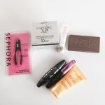 Compro tutto online (e non so neanche cosa)