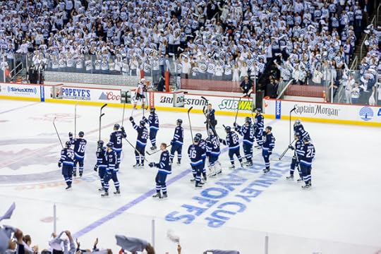 The Jets salute their fans (Photo by Jeff Miller).
