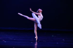 1024px-Ballet-Ballerina-1853