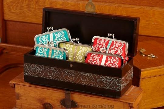 Handbags 2 Designer Knockoffs How to sew designer handbags Nancy Zieman Eileen Roche