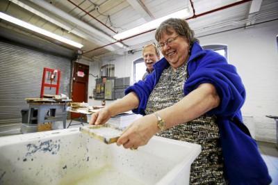 20150422__p_EAG-L-Papermaking-0423-2_400